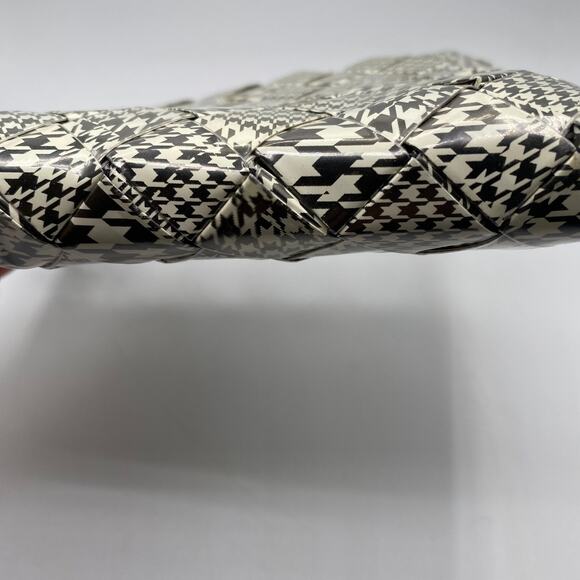 Nahui Ollin Woven Plastic Black & White Y2K Houndstooth Clutch Wristlet‎ - Picture 5 of 7